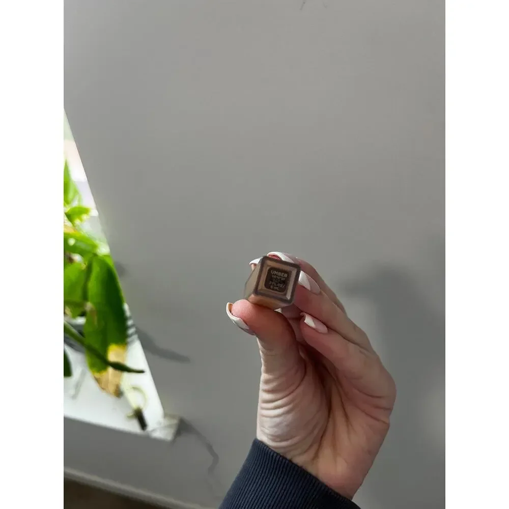 Hourglass new vanish
